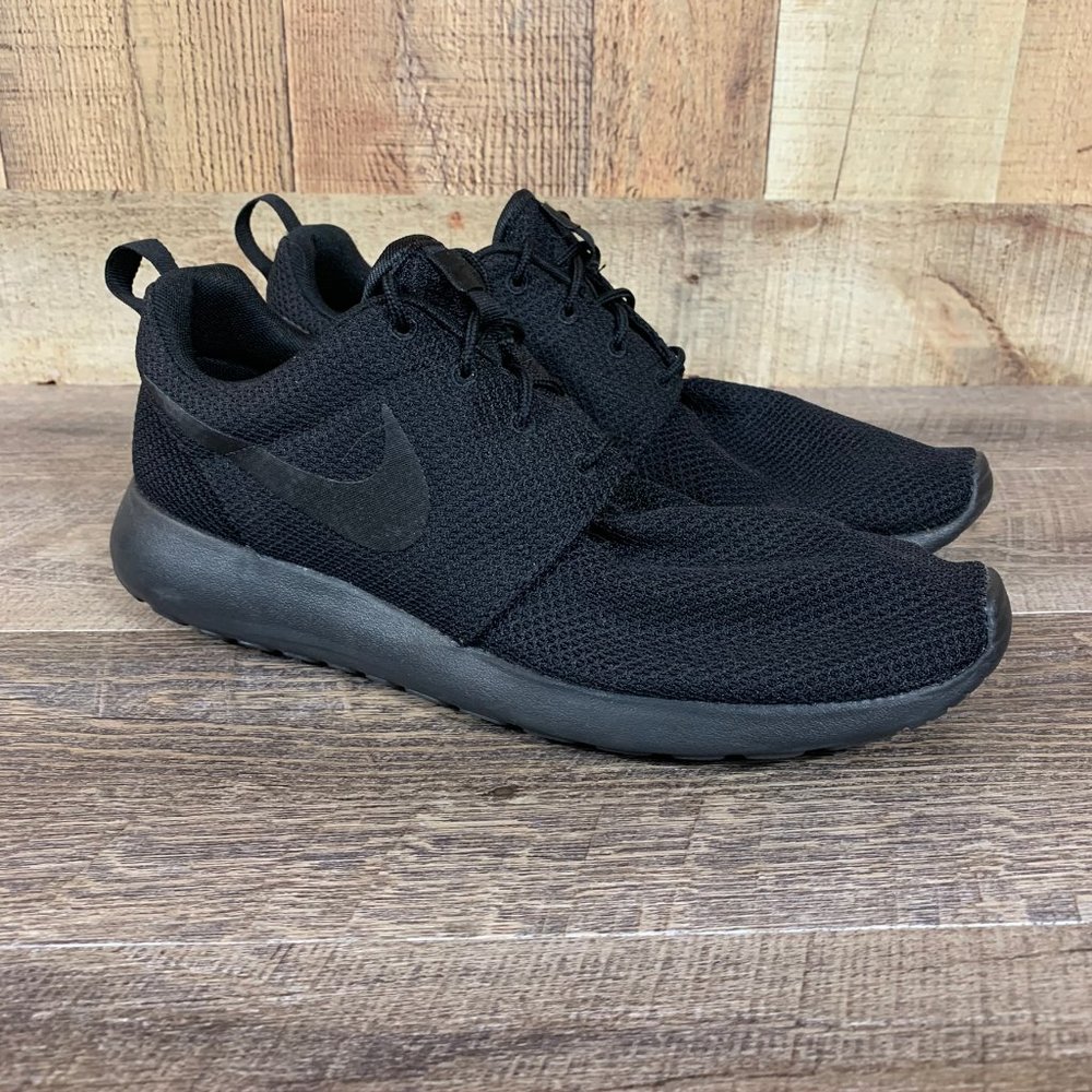 Nike Roshe One Men's Sz 10.5 Running Shoe 511881-0